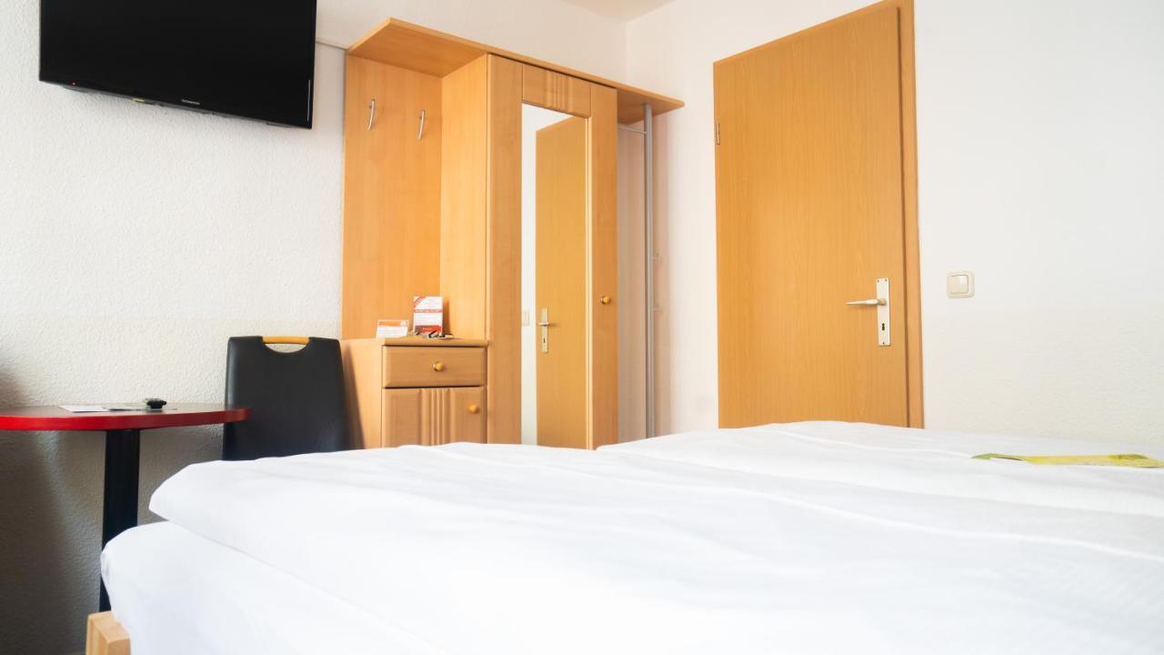 Hotel Aalreuse Rostock Zewnętrze zdjęcie