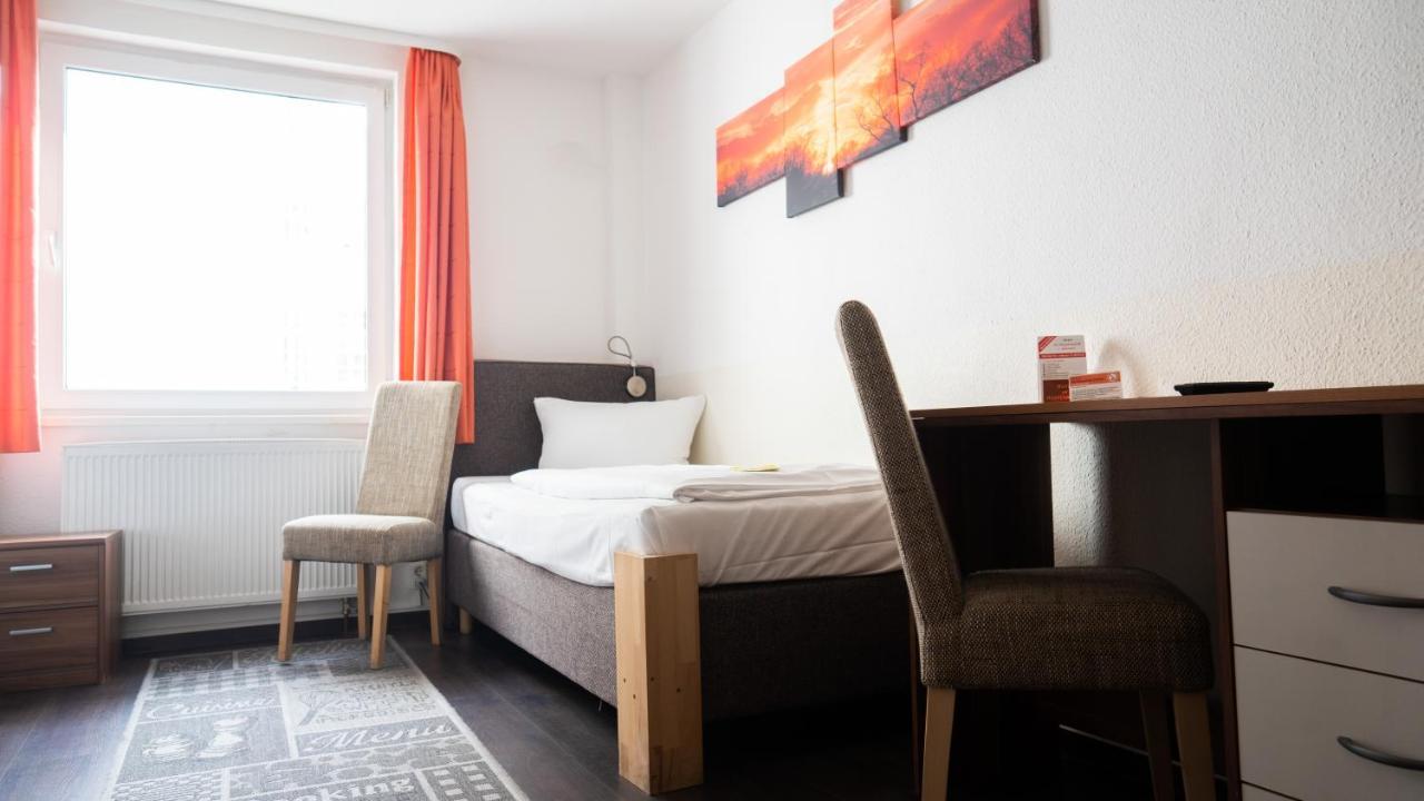 Hotel Aalreuse Rostock Zewnętrze zdjęcie