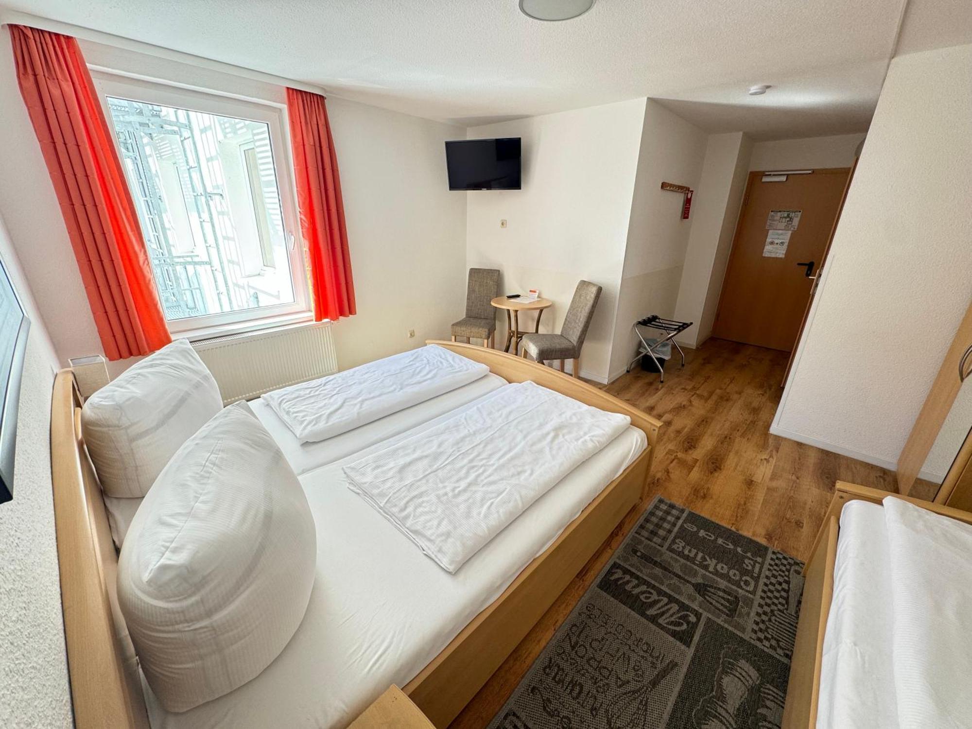 Hotel Aalreuse Rostock Zewnętrze zdjęcie