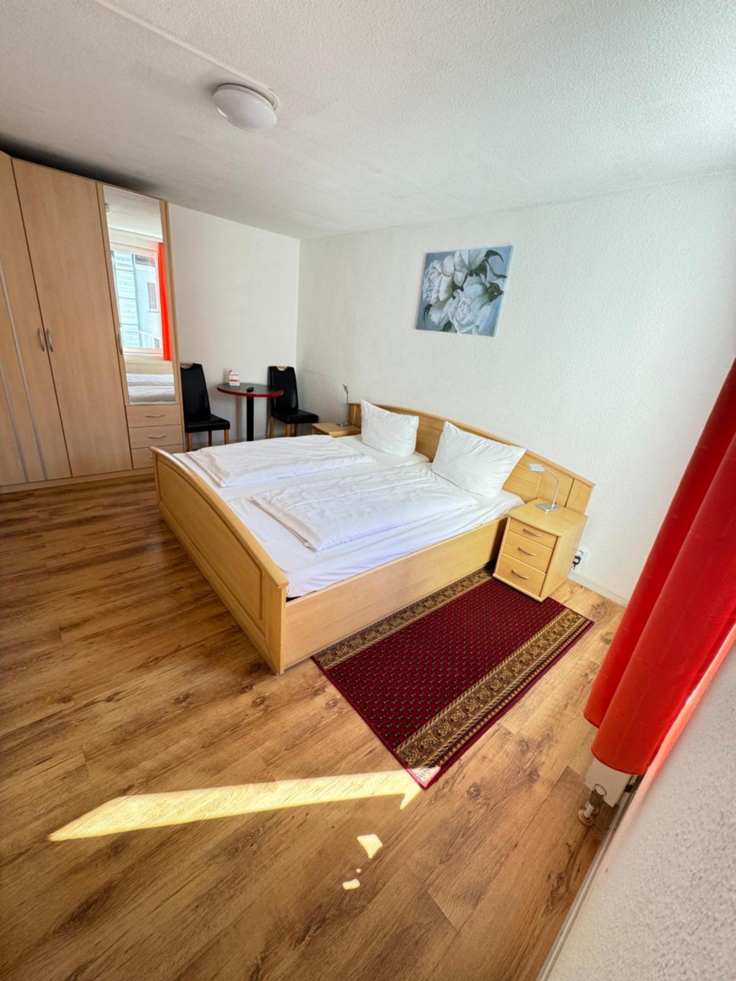 Hotel Aalreuse Rostock Zewnętrze zdjęcie